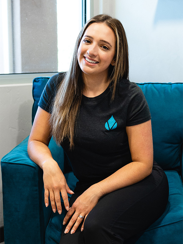 Danielle-Headshot